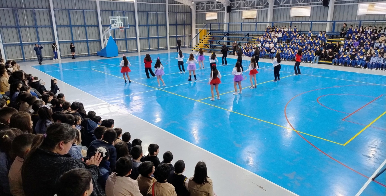 El Departamento de Educación Física realiza “recreo activo” para estudiantes de Primer Ciclo